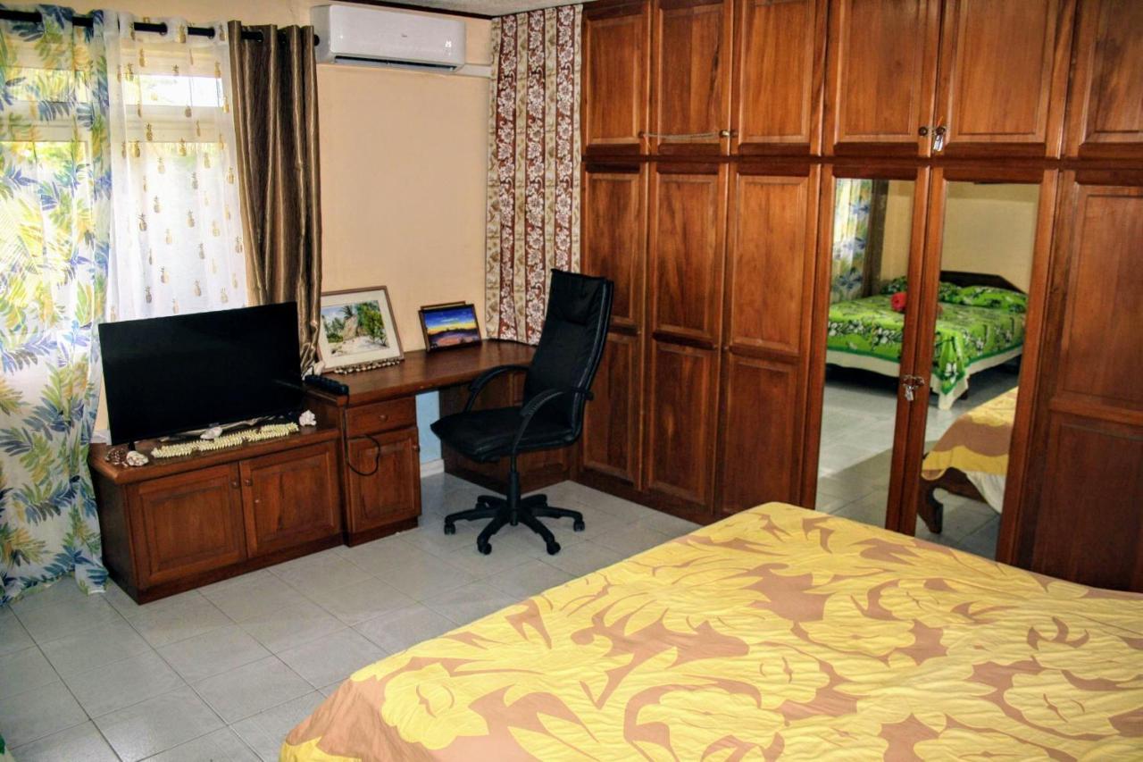 Tahiti - Sanny'S Place Family Room & Poo Punaauia  Exterior foto